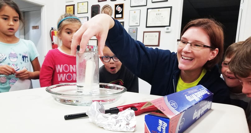 kids doing a science experiement